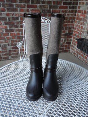 UGG "Kopynne" Women's Brown Tall Rubber and Wool Rain Boots Size 6